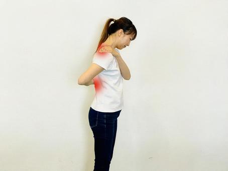背中の痛み
